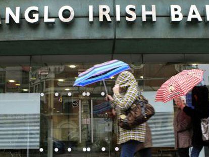 Una sucursal del Anglo Irish Bank en Belfast en 2010.