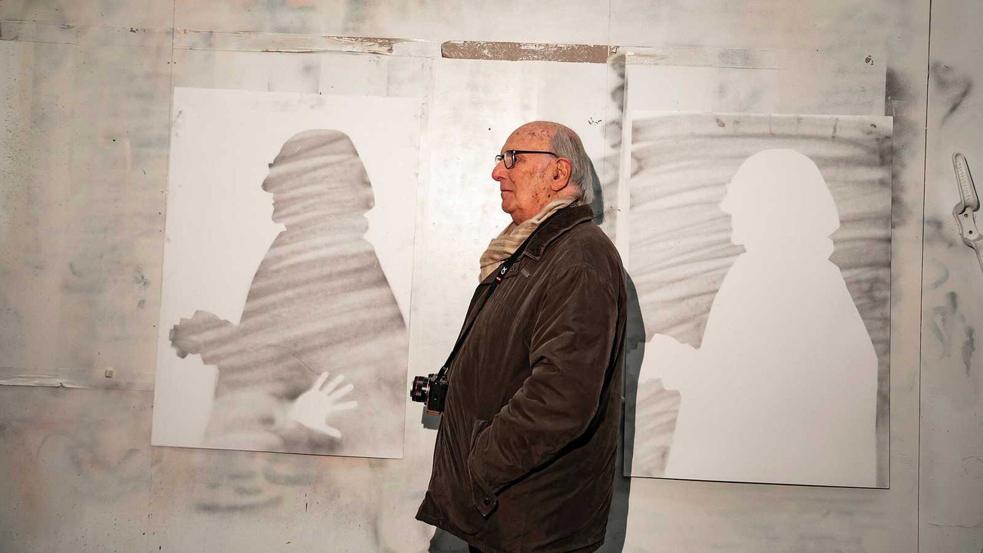 conservador Estereotipo carga 'Las paredes hablan': Carlos Saura y el impulso de la expresión artística a  los 91 años | Cultura | EL PAÍS