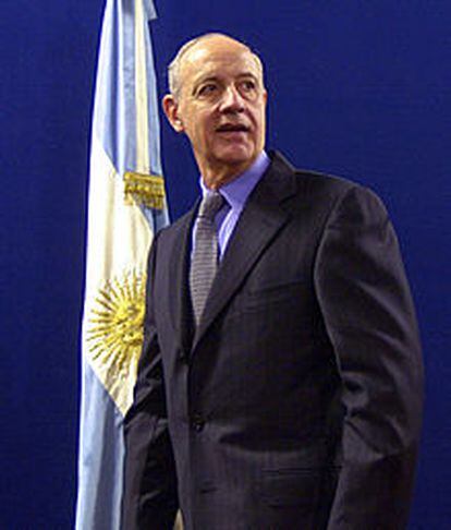 El ministro de Economía argentino, Roberto Lavagna, tras jurar el cargo el pasado abril.