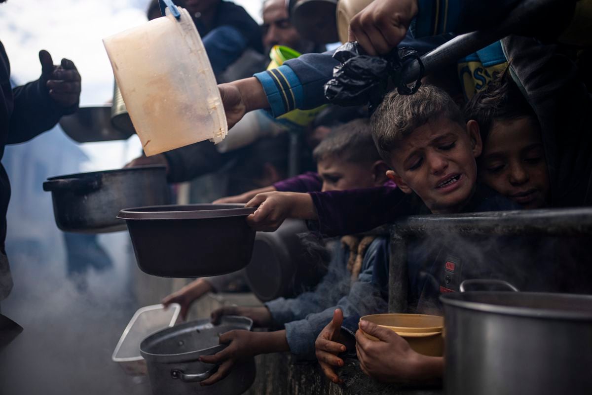 Gaza pasa cada vez más hambre: “Si consigo comida, es una vez al día” | Internacional