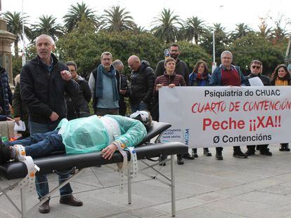 Acto celebrado hoy en el Obelisco de A Coruña.