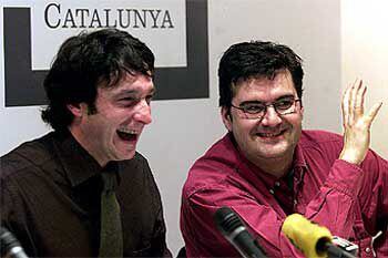 Jordi Portabella, a la izquierda, y Sergi Pàmies, durante el diálogo que mantuvieron ayer en el Aula EL PAÍS.