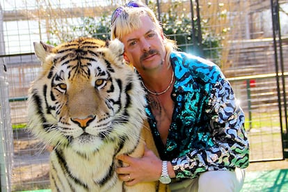 Joseph Maldonado-Passage, conocido como Joe Exotic, es la gran estrella mediática de la primavera.
