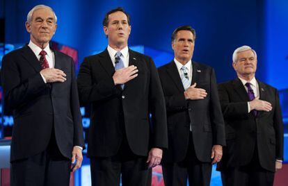 Ron Paul, Rick Santorum, Mitt Romney y Newt Gingrich. 