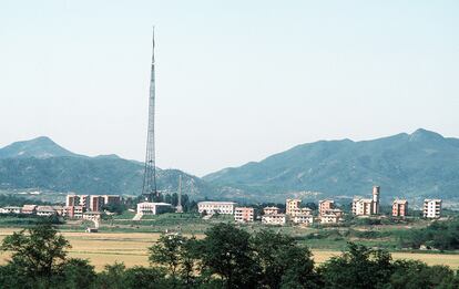 El pueblo norcoreano Kijong-dong tiene una única función: impresionar a los vecinos de Corea del Sur que lo miran desde el otro lado de la Zona Desmilitarizada.