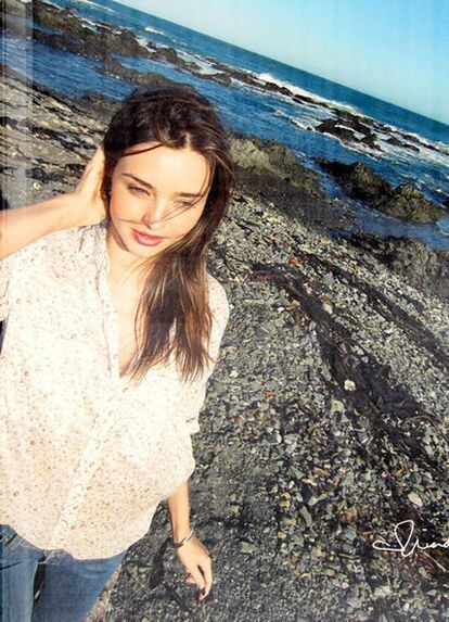 Las fotografías de la modelo Miranda Kerr han sido tomadas por su esposo, Orlando Bloom, en un reciente viaje a Nueva Zelanda