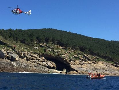 Final del rescate del segundo cuerpo en Hondarribia (Gipuzkoa).