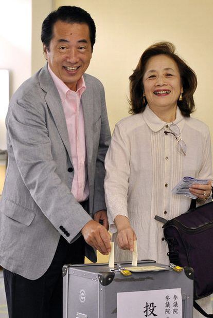 El primer ministro japonés, Naoto Kan, y su esposa, Nobuko.