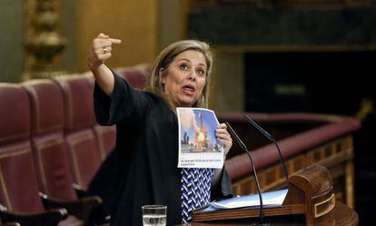 Macarena Montesinos, durante el debate sobre Canal 9.