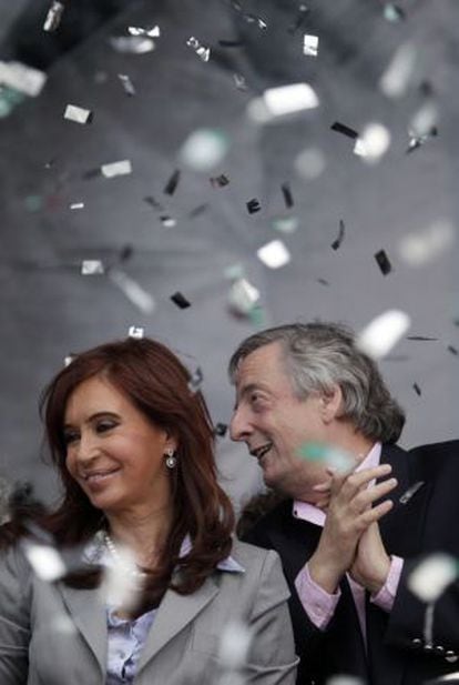 Cristina Fern&aacute;ndez y N&eacute;stor Kirchner, en 2009 en Buenos Aires.