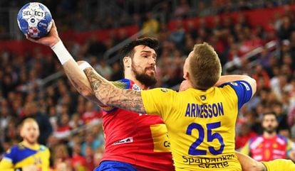 Gedeon Guardiola en la final del Europeo de Balonmano entre España y Suecia