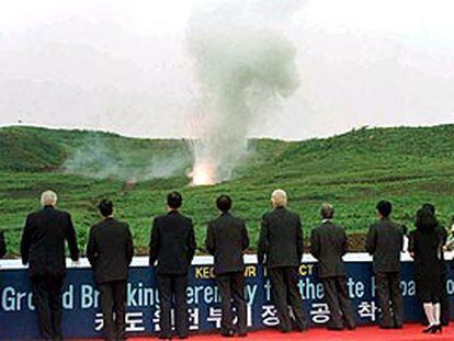 Ceremonia inaugural del programa nuclear civil norcoreano, fruto del compromiso de este país para no desarrollar estas tecnologías con fines militares.