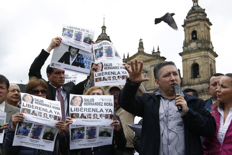El periodista colombiano Herbin Hoyos, durante una manifestación en mayo de 2016.