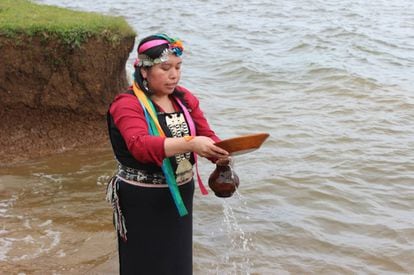 Indígena mapuche de Chile, una de las 16 etnias que estarán representadas durante la ceremonia de inauguración de Expotural.