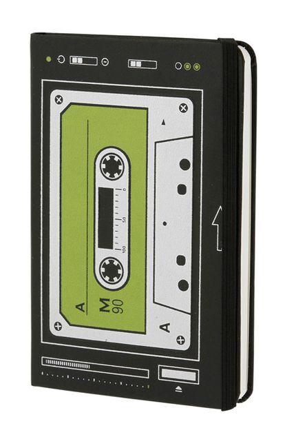 Moleskine de edición limitada con tapa a modo de cassette (13,50 euros).