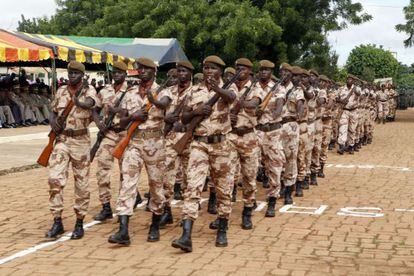 Soldados participan en un desfile que conmemora la independencia de Mali, el 22 de septiembre.