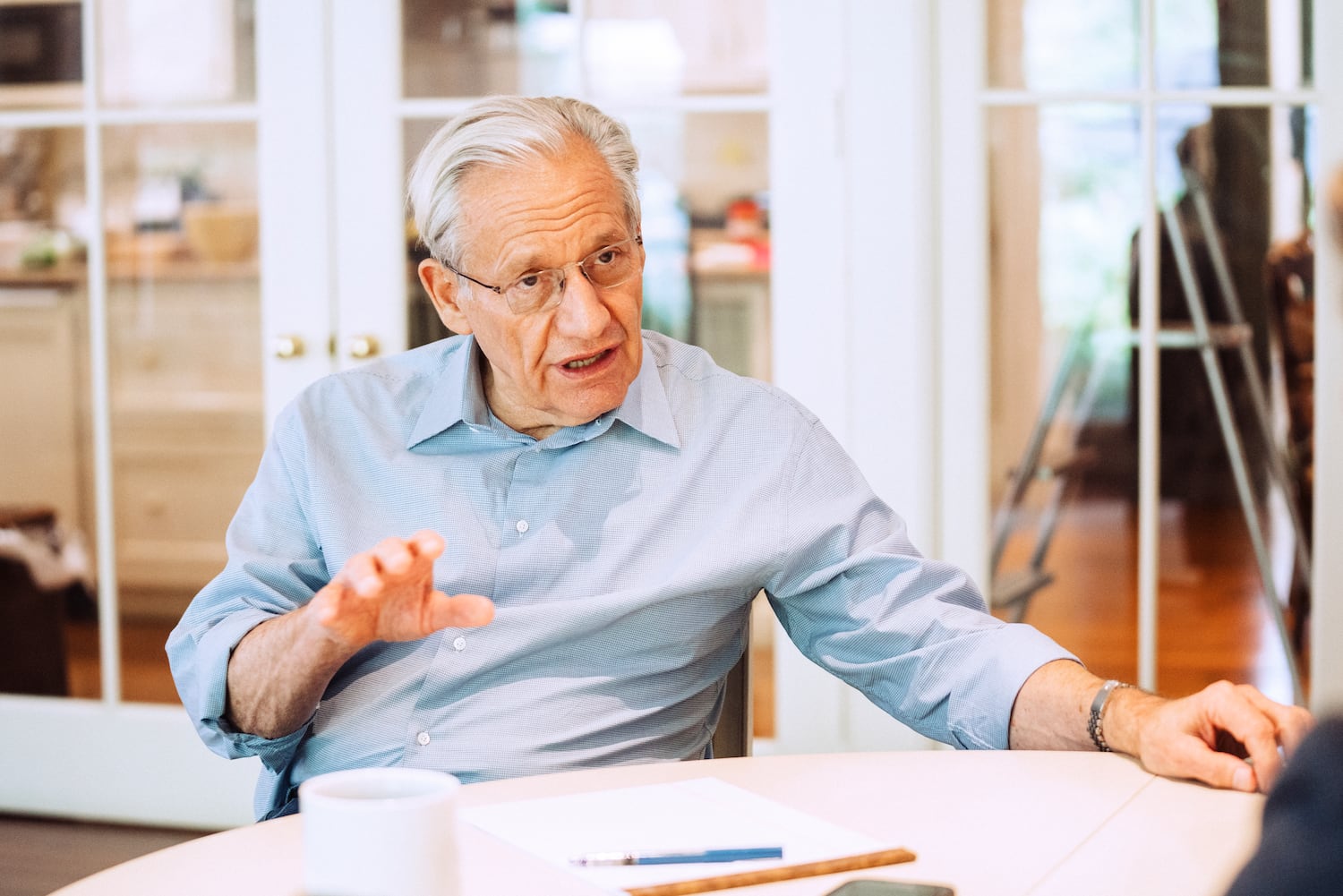 Bob Woodward, en su residencia en Washington.