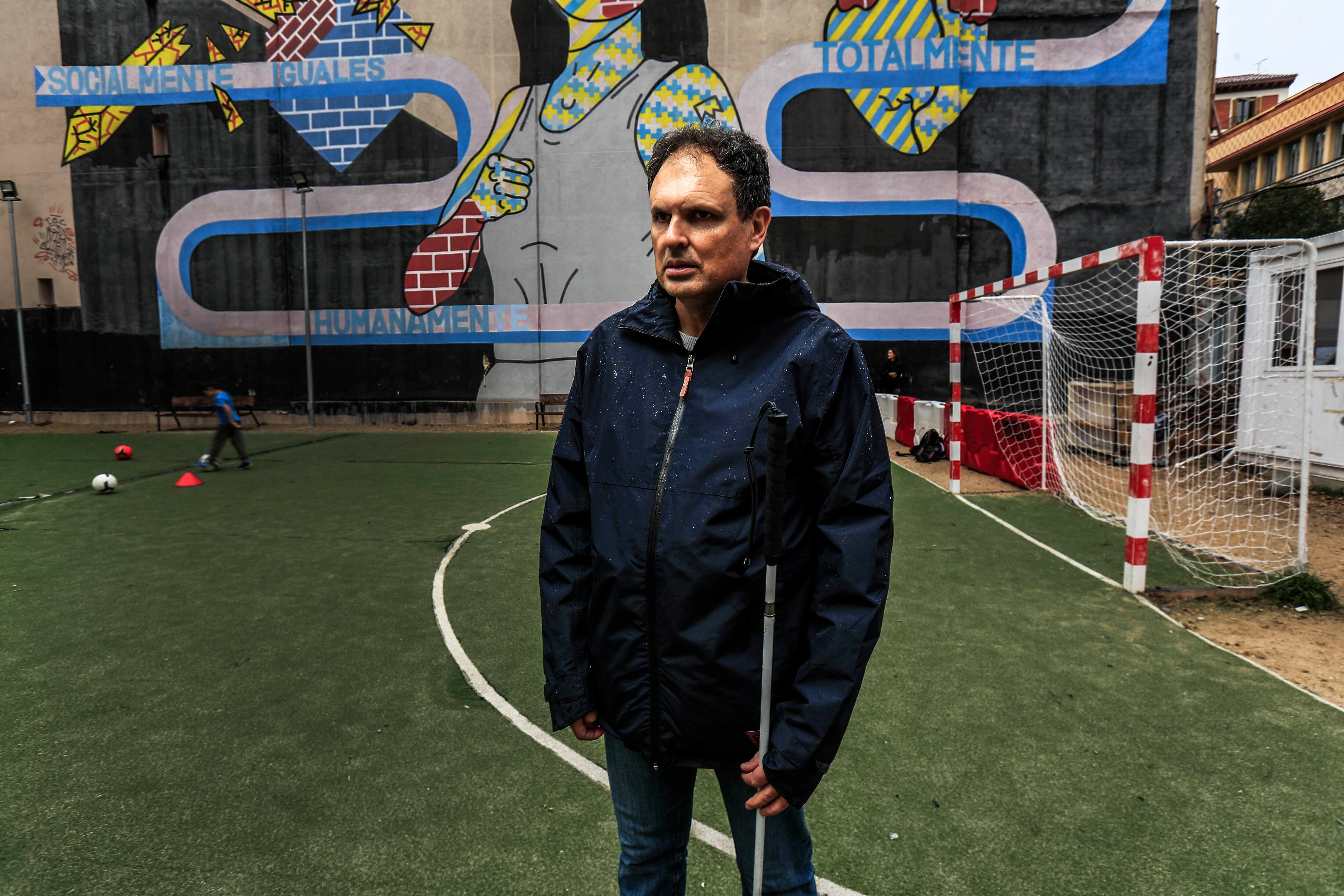  Jorge Bolaños, del club los Dragones de Lavapiés, el jueves en el campo de entrenamiento. 