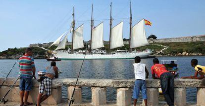 El buque escuela 'Juan Sebastián Elcano' en La Habana, en 2012.