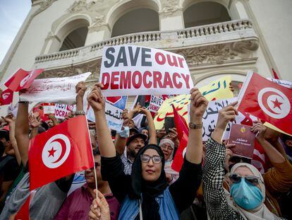 Protesta en Túnez contra el presidente  Kais Saied, el pasado 26 de septiembre.