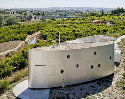 'Machine-home', casa hecha por Ad-Hoc con materiales prefabricados.