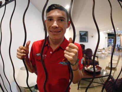 El ciclista colombiano del Astana, Miguel &Aacute;ngel L&oacute;pez, apodado Superman