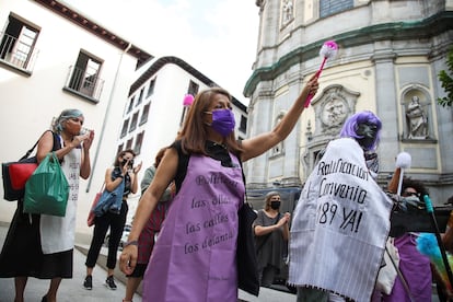 Concentration of domestic workers, in Madrid, in June 2021.