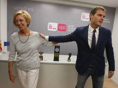 Rosa Díez, líder de UPyD, y Albert Rivera, líder de Ciudadanos, en 2014.