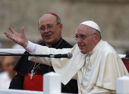 Francisco con el cardenal Jaime Ortega, el domingo en La Habana.