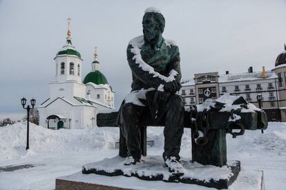 Monument a Dostoiekvski a Tobolsk, Sibèria.