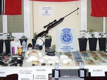 ¿Qué hay detrás de los bodegones policiales de objetos robados, armas y droga?