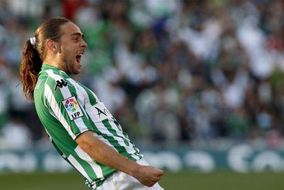 Sergio García, en un partido con el Betis.