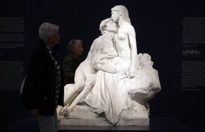 'Eclosión', una obra de Miguel Blay en la exposición del Prado.