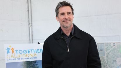 Christian Bale en la apertura del centro de acogida para niños en Palmdale (California), el 7 de febrero de 2024.