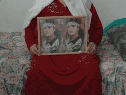 La madre de Wafra Idris, la primera mujer palestina que se inmoló como terrorista suicida.