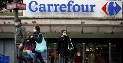 El mejor plan B para Carrefour puede ser comprar Casino Opini n