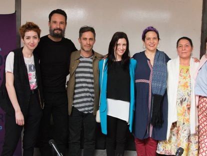 Sofía Gala, Rodrigo Santoro, Gael García, Antonella Costa, Ursula Pruneda, Carmiña Martínez y Karine Teles. 