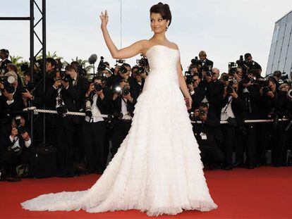 La modelo y actriz india pasea por la alfombra roja con naturalidad. Rai, que fue elegida Miss Mundo en 2000, es un rostro representativo de Bollywood. (Texto: ELPAÍS.com)
