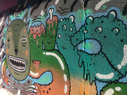 El arte urbano supone todo un fenómeno cultural para una ciudad como Tel Aviv cuyos habitantes se caracterizan por su facilidad para moverse entre las costumbres más recalcitrantes y las últimas novedades artísticas. Publicaciones como <a href="http://www.nytimes.com/interactive/2012/06/22/world/middleeast/22tel-aviv-graffiti-tour.html#index">The New York Times</a> se han fijado también en las paredes de esta urbe. En la imagen, obra situada en el Barrio de Florentin.