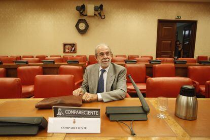 El magistrado del Constitucional Fernando Valdés Dal-Ré, en julio de 2012, en el Congreso de los Diputados.