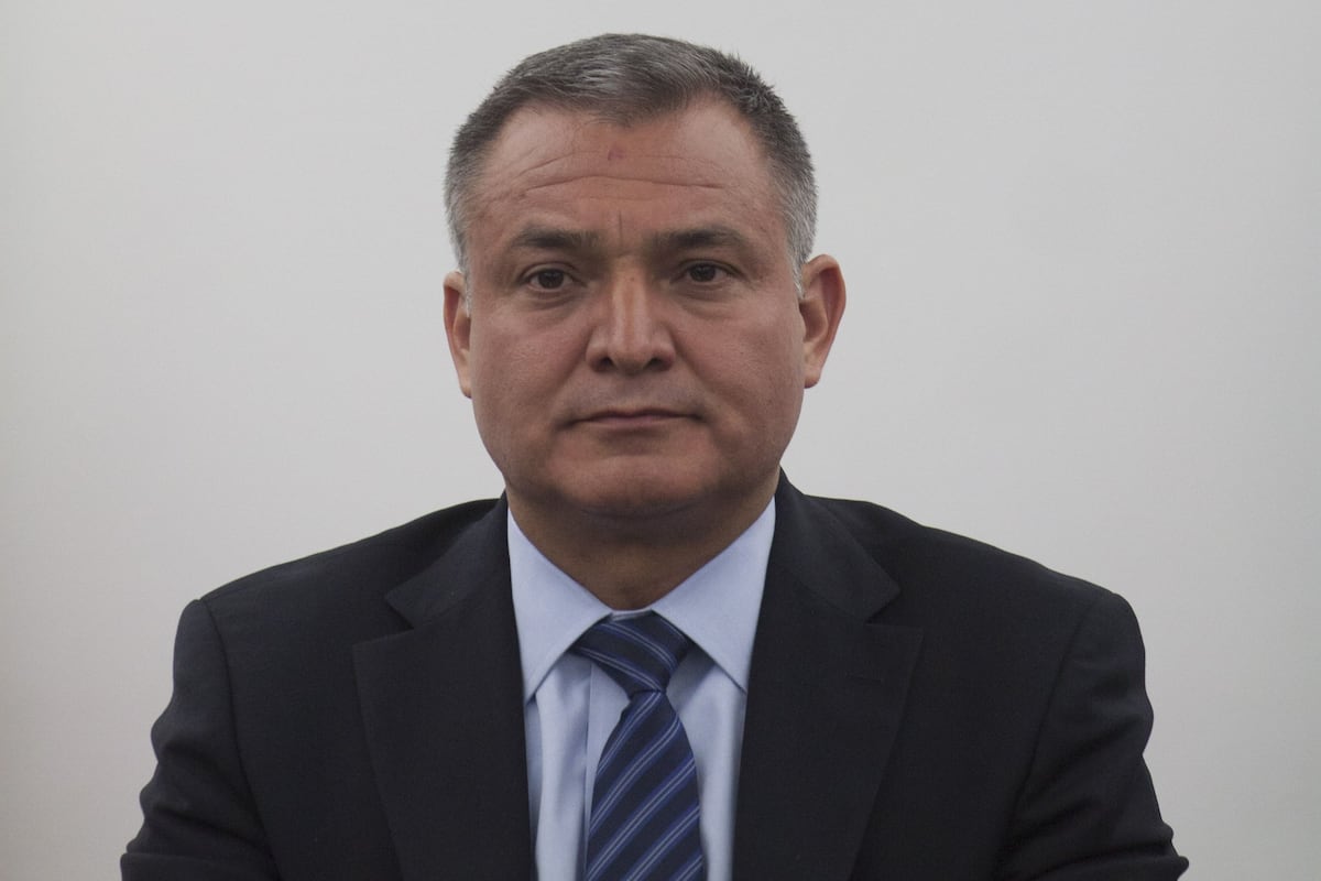 Un juzgado impide a García Luna salir de la lista de bloqueados de la Unidad de Inteligencia Financiera