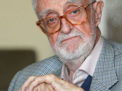 José Luis Sampedro, en el Círculo de Bellas Artes de Madrid en 2006.