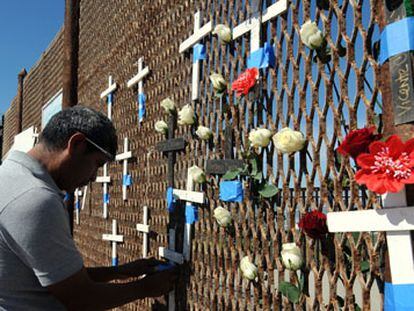 <span ><span >Un muro de dolor y espanto en la frontera entre Estados Unidos y México</span>