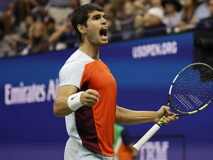 Carlos Alcaraz tras ganar la final del US Open a Casper Ruud.