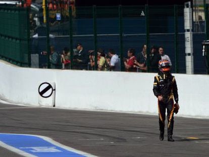 Grosjean abandona el circuito de Spa, tras su accidente el domingo