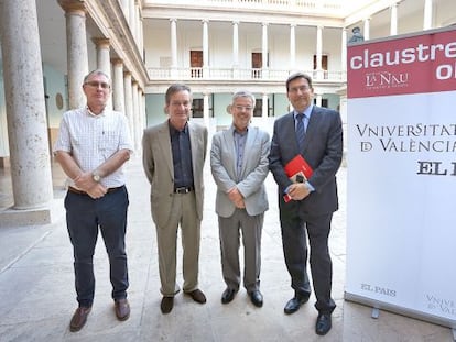 Joan Ramon Sanchis, Francisco &Aacute;lvarez, Josep Torrent y Emili Villaescusa. 