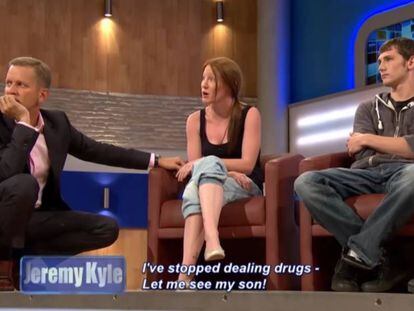 Un momento de una entrega del cancelado 'The Jeremy Kyle Show con Kyle a la izquierda.