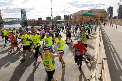Gente de toda preparación corre la maratón de Nueva York. Cortesia de NYRR
