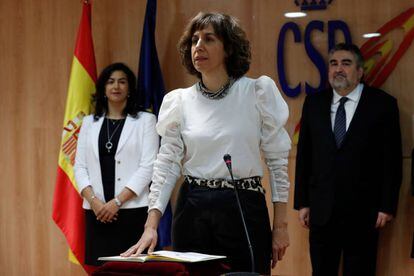 Irene Lozano promete su cargo ante su antecesora, María José Rienda, y el ministro Rodríguez Uribes.