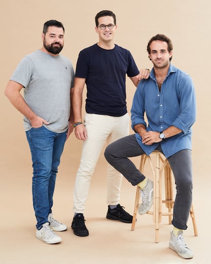 De izquierda a derecha, los fundadores de Shakers: Adrián de Pedro, Héctor Mata y Jaime Castillo.